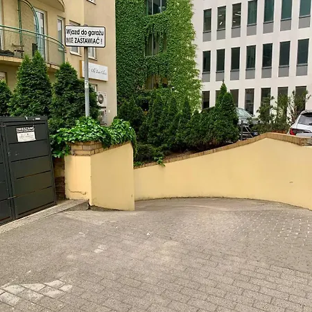 公寓 Old Town Elegance - Spacious & Free Private Parking 弗罗茨瓦夫